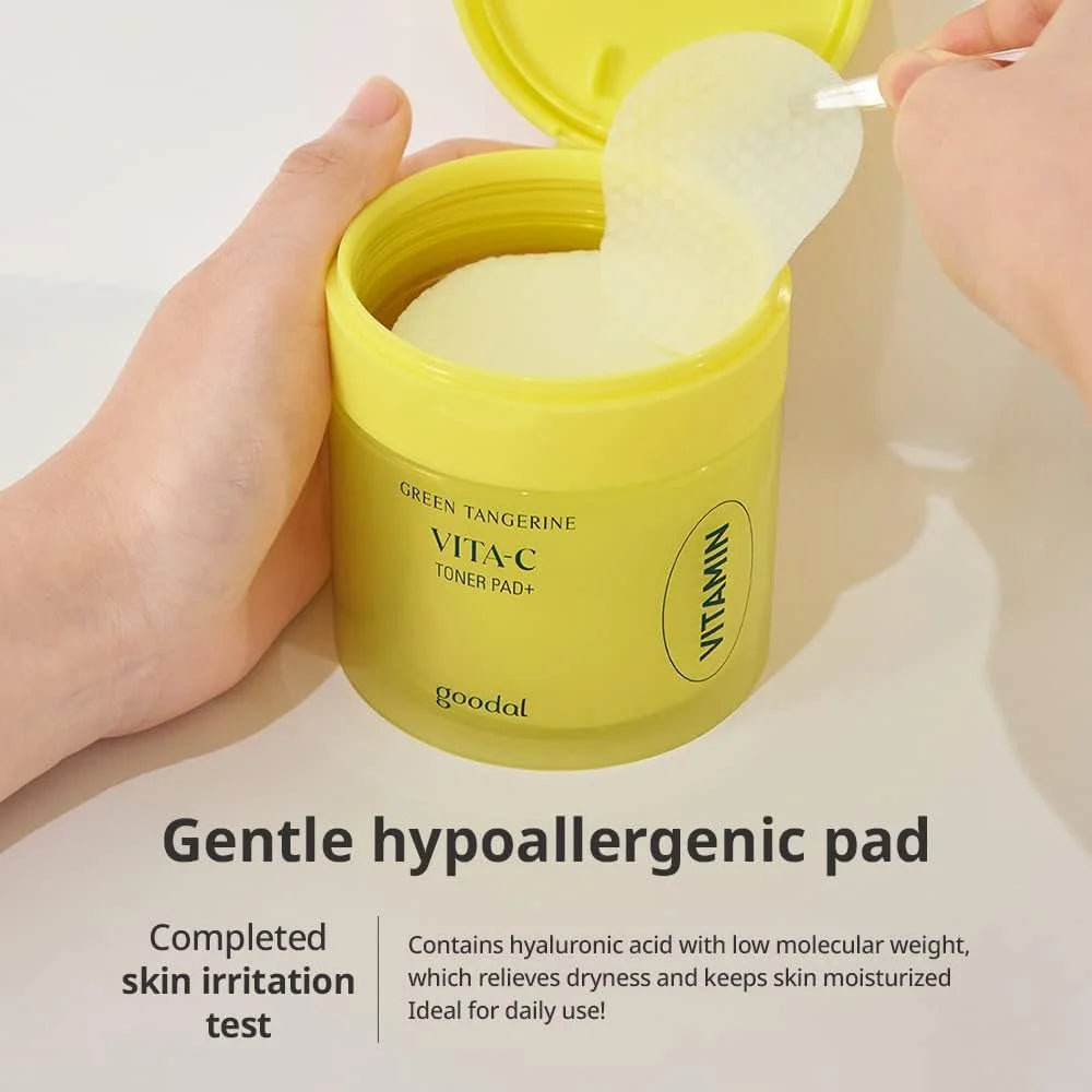Green Tangerine Vita C Dark Spot Care Pad 70 Sheets